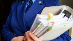 В Полевском по требованию прокуратуры 179 педагогическим работникам выплачена компенсация за нарушение сроков перечисления вознаграждения за классное руководство